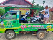 Kejari Bengkulu Selatan Antarkan Motor Ke Rumah Saksi