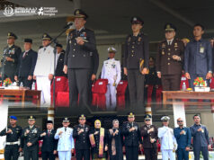 KEJAKSAAN NEGERI BENGKULU SELATAN MENGHADIRI UPACARA HARI BHAYANGKARA KE-80 TAHUN 2026 DI HALAMAN PENDOPO RUMAH DINAS BUPATI BENGKULU SELATAN